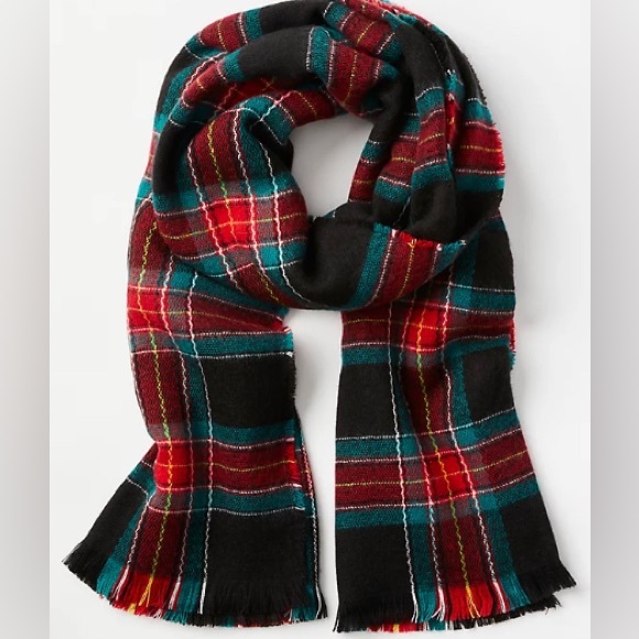 LOFT Accessories - Plaid blanket scarf
